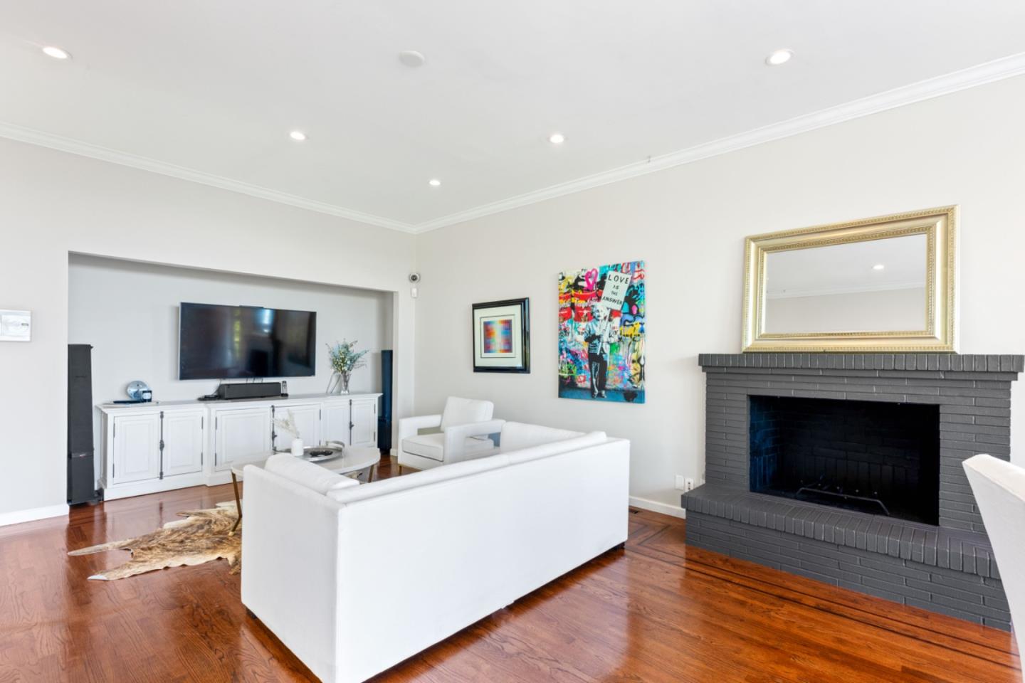 250 Darrell RD