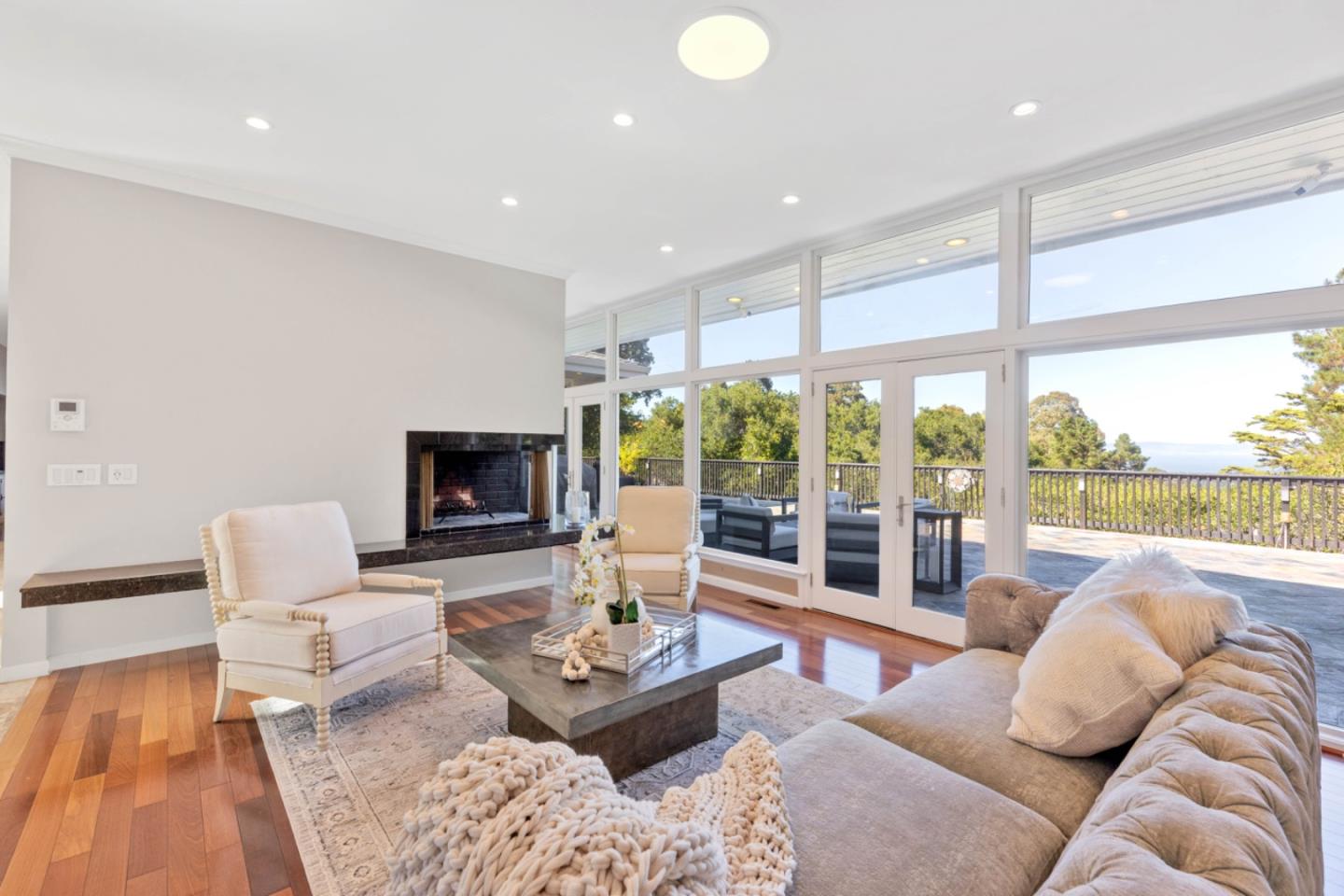 250 Darrell RD