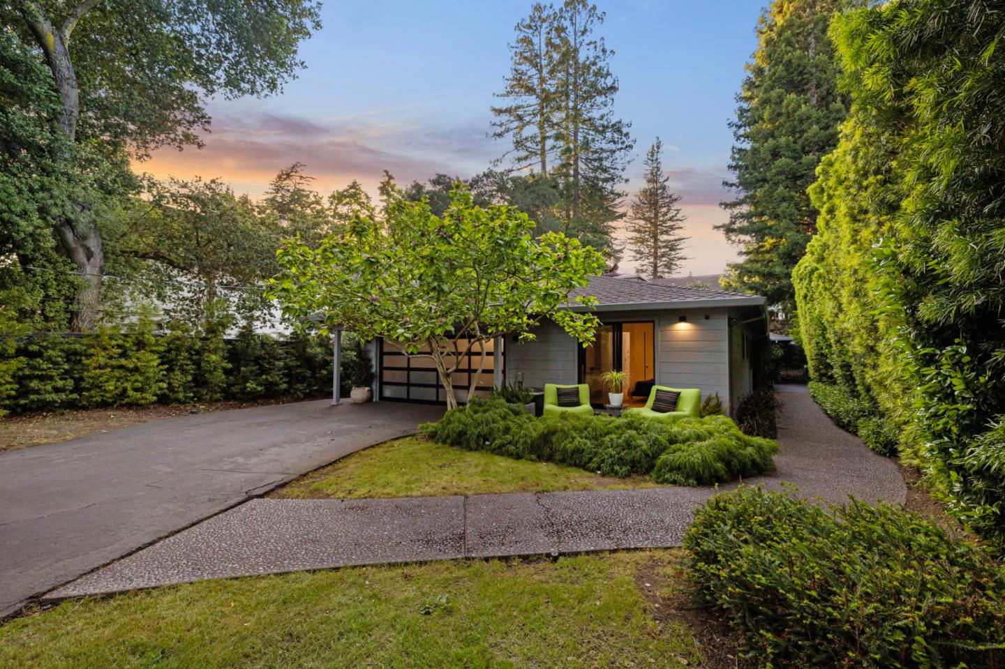 244 Roblar AVE