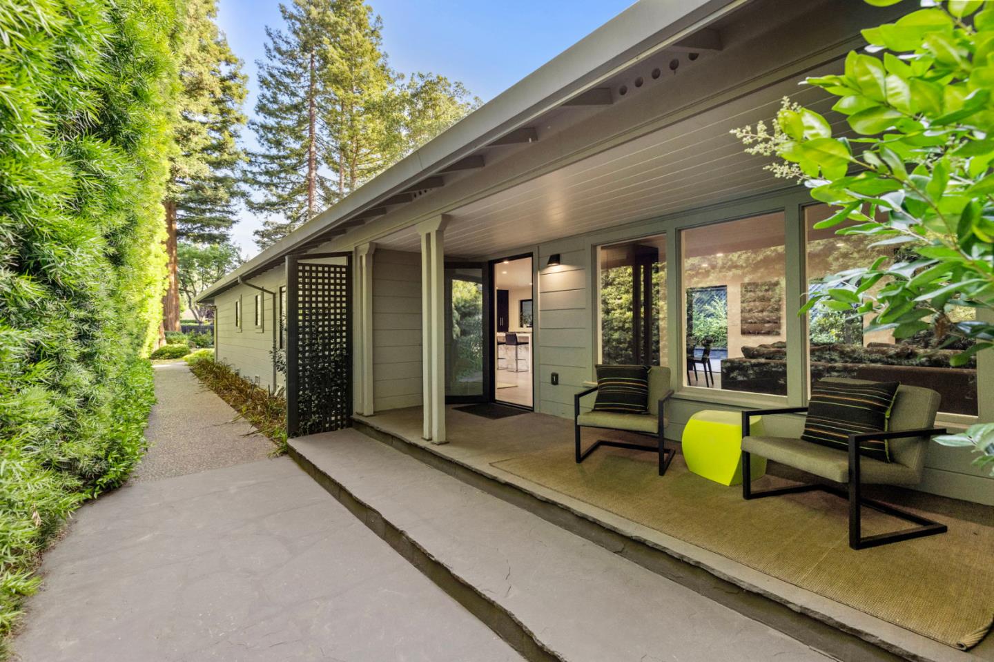 244 Roblar AVE