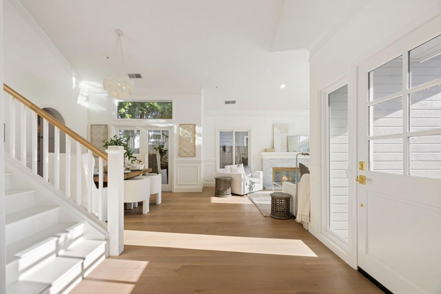 704 Anacapa Lane