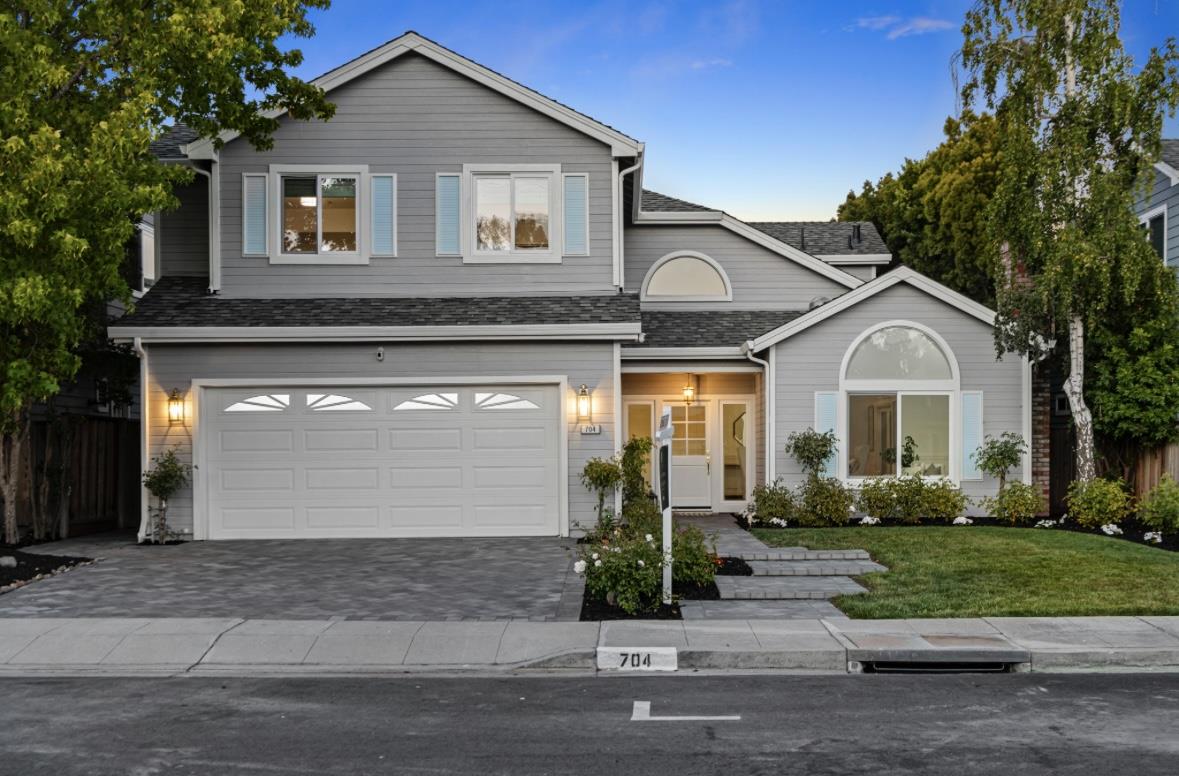 704 Anacapa Lane