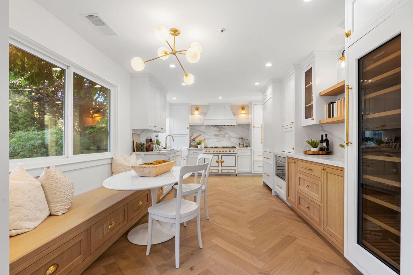 704 Anacapa Lane