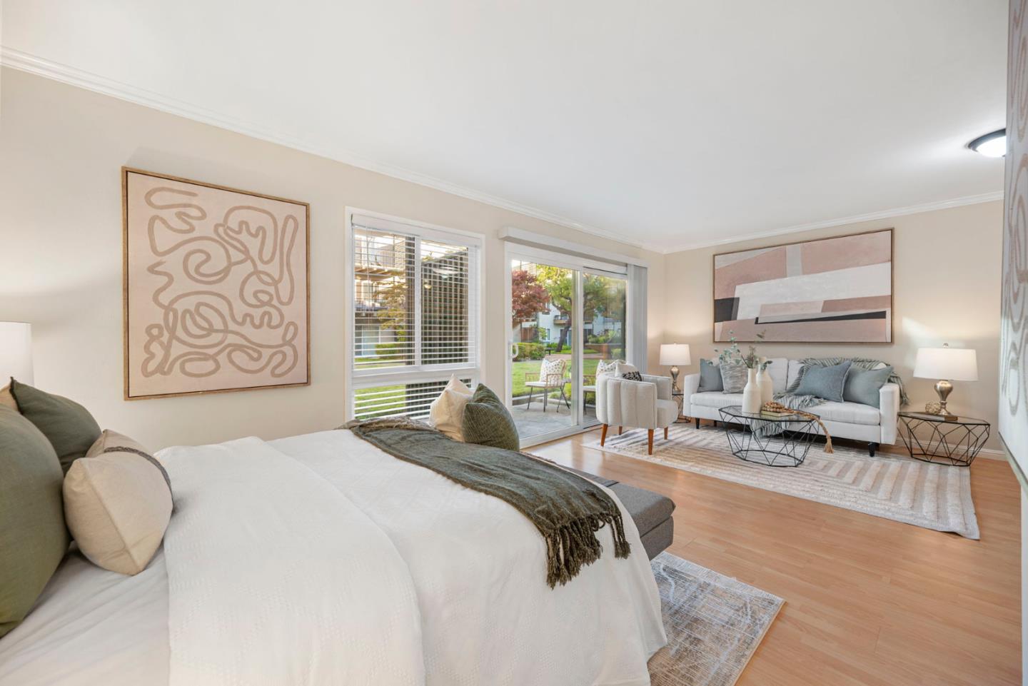 928 Peninsula Avenue 210