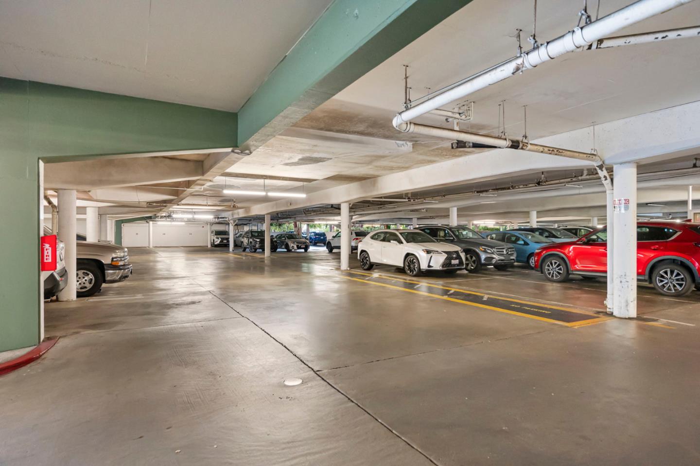 928 Peninsula Avenue 210