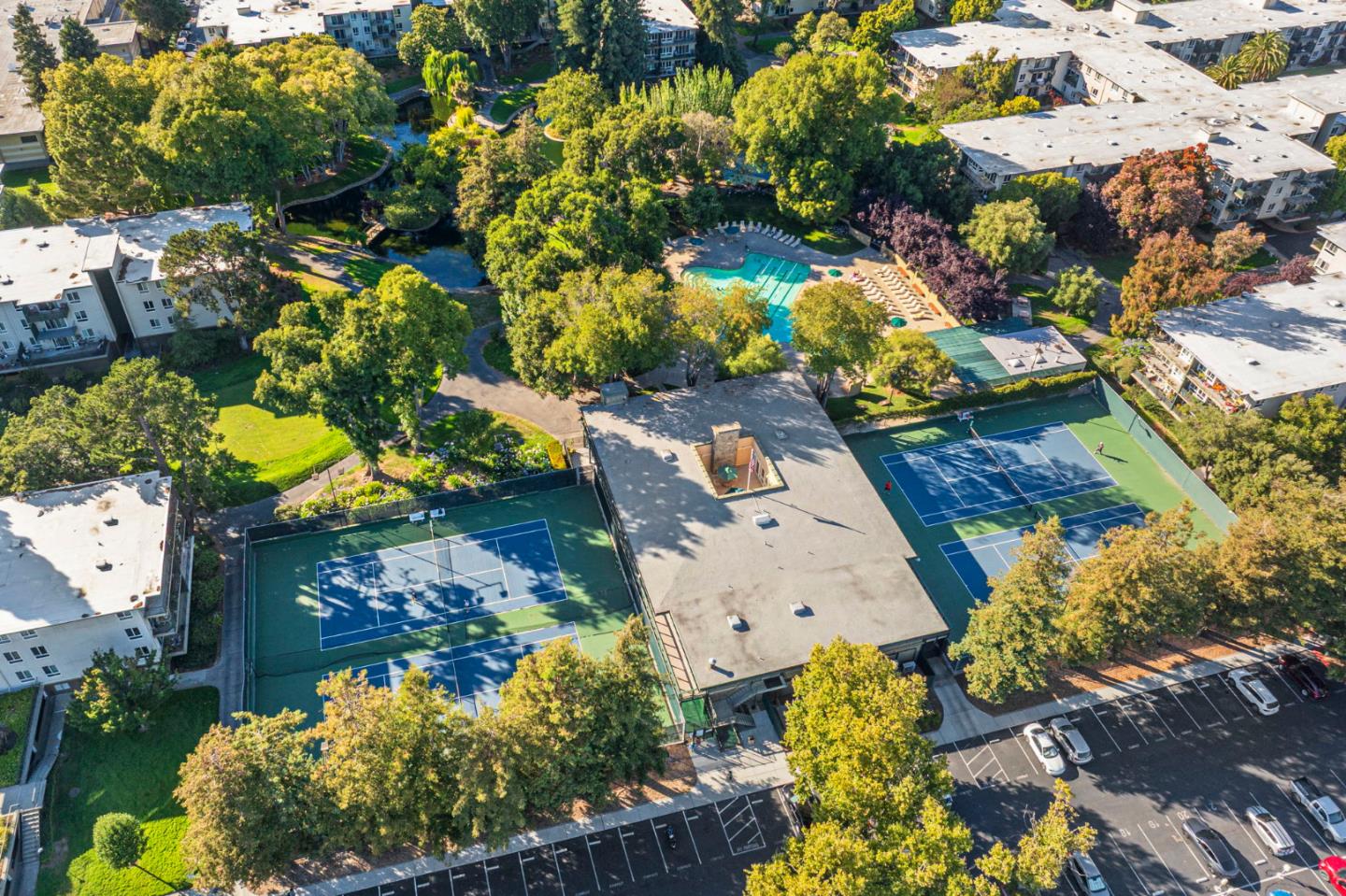 928 Peninsula Avenue 210