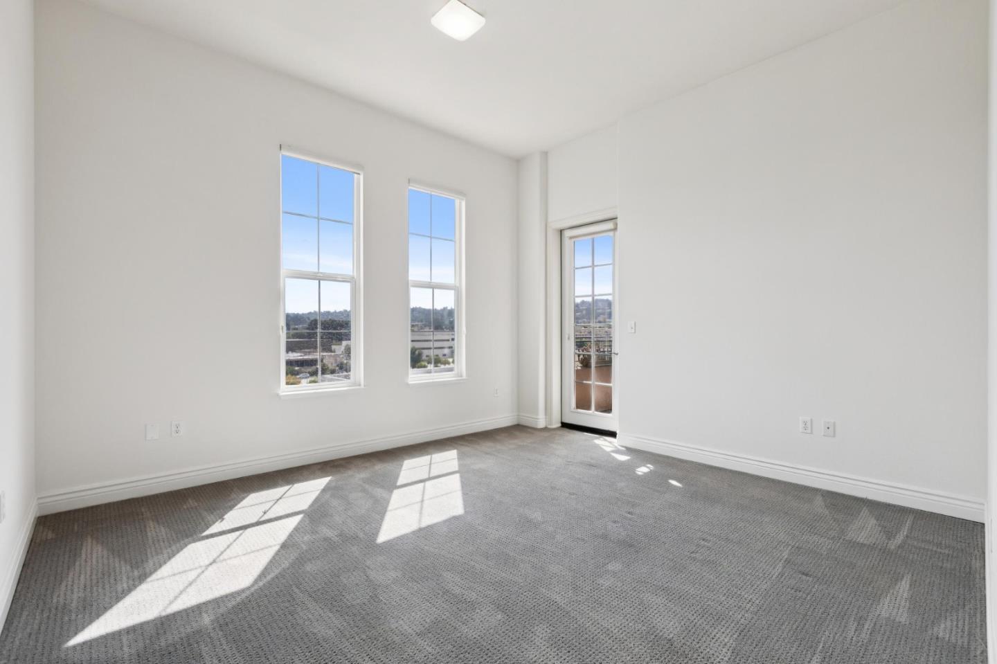 88 South Broadway 3415