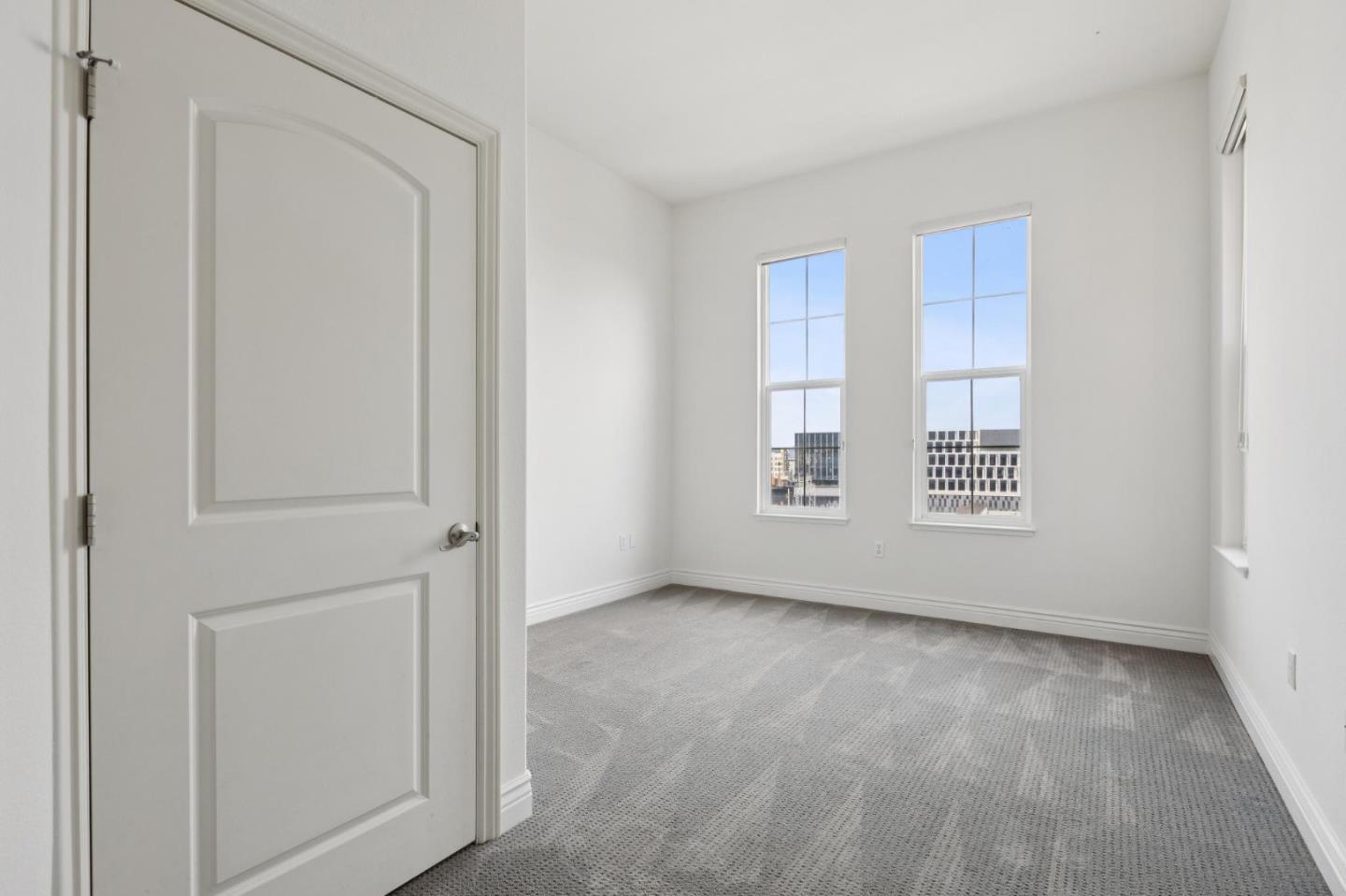 88 South Broadway 3415