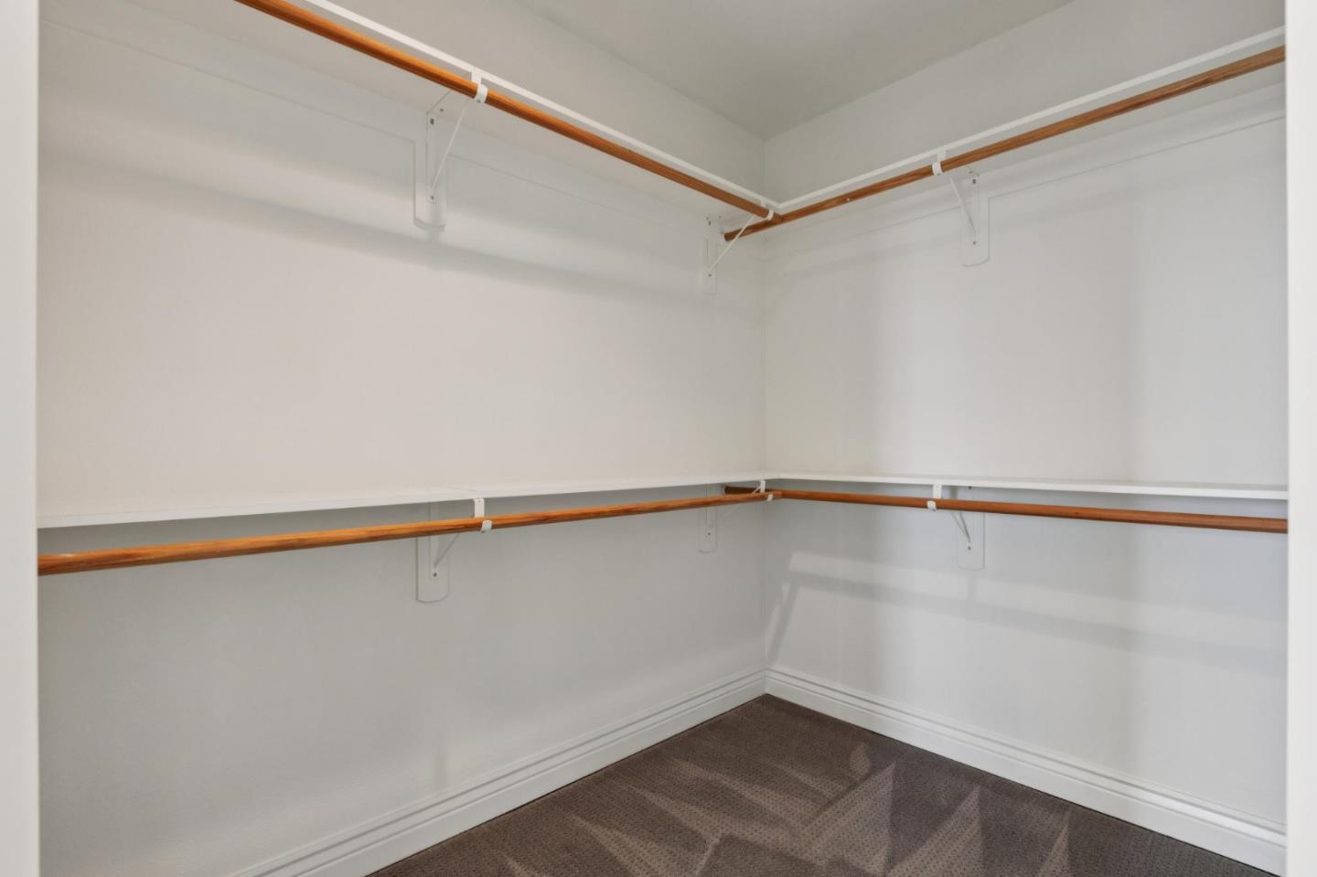 88 South Broadway 3415