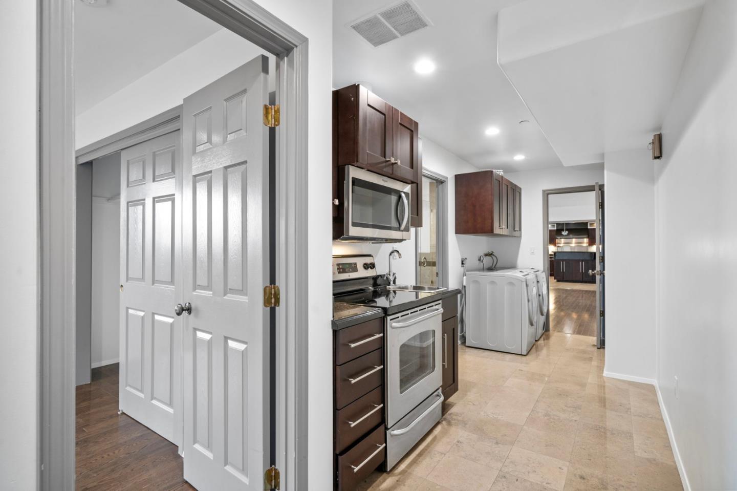 15 Anson Road B