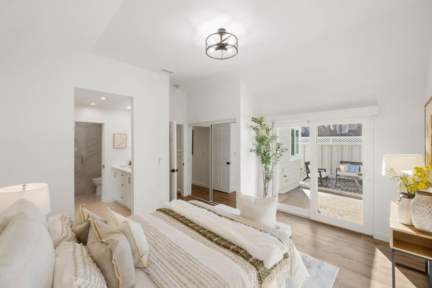 741 Newport Circle