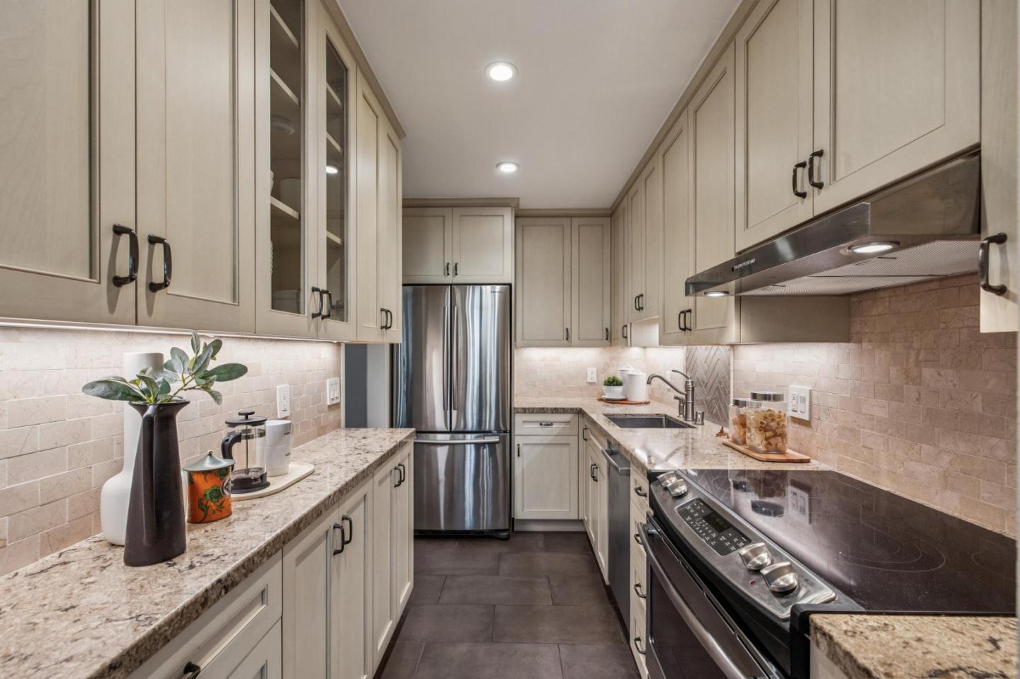 835 North Humboldt Street 203