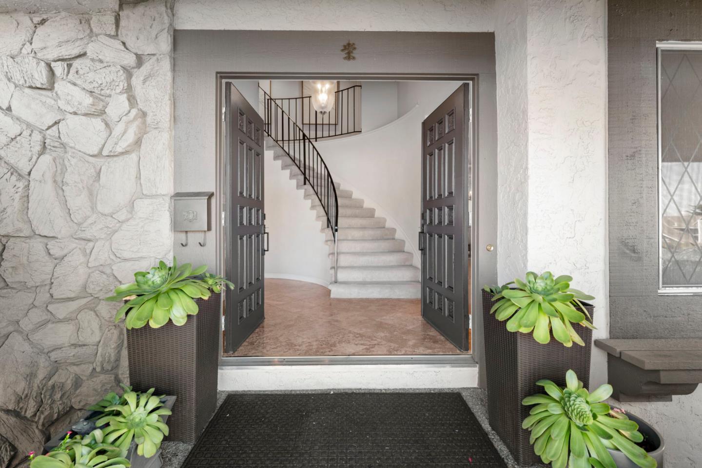 2056 Fairmont Drive