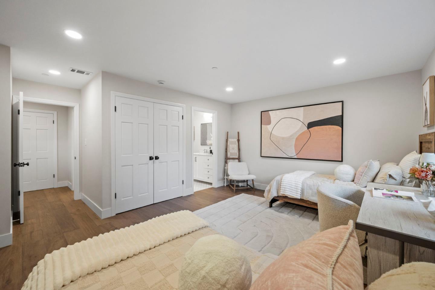 260 Robin Road