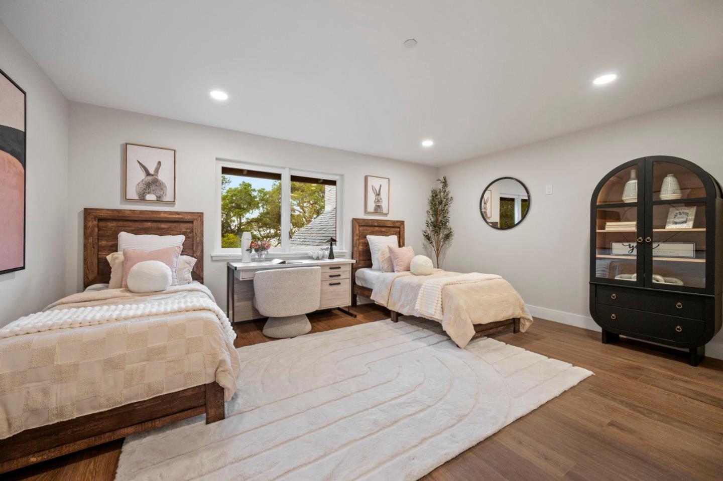 260 Robin Road