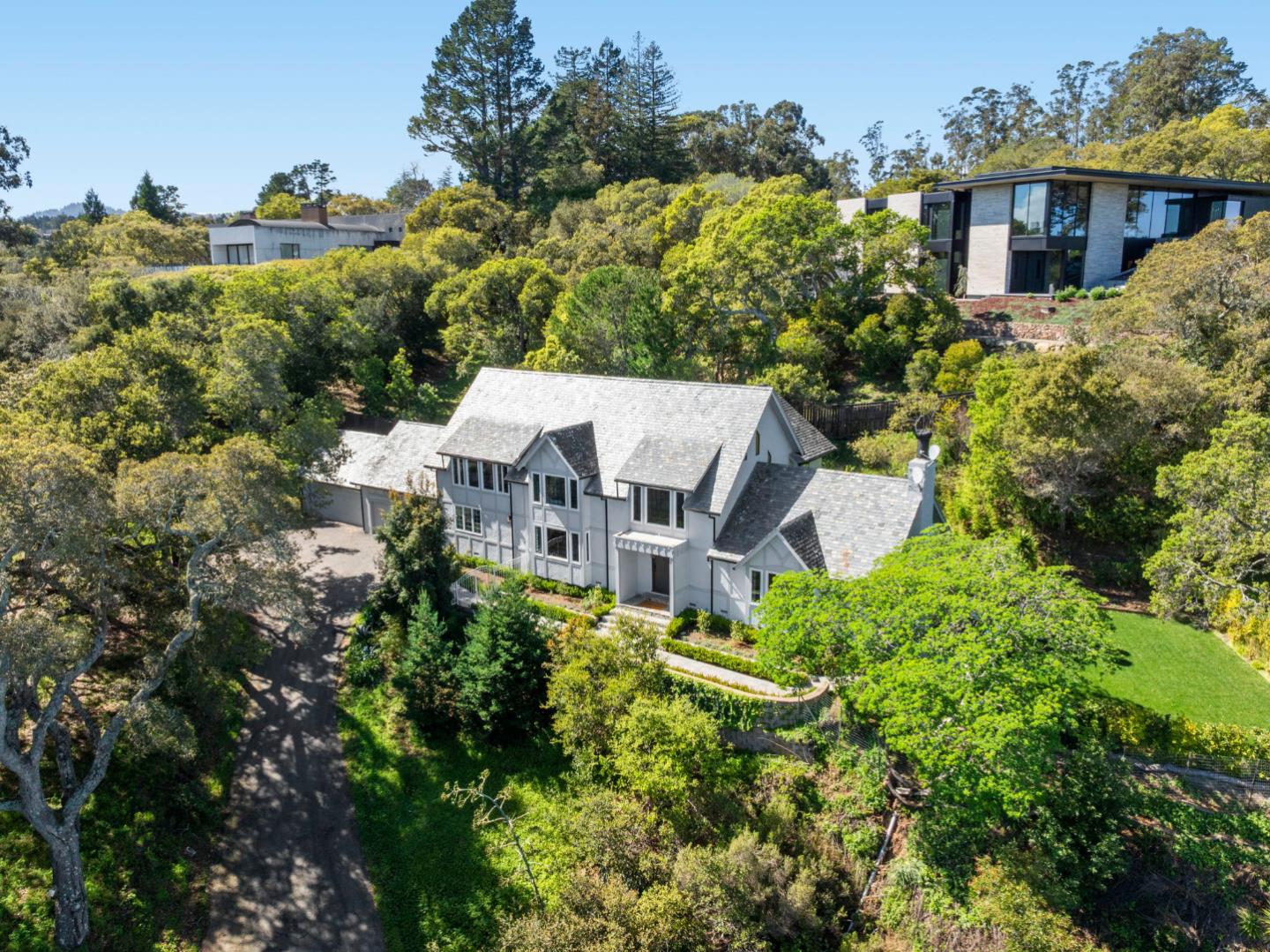 260 Robin Road