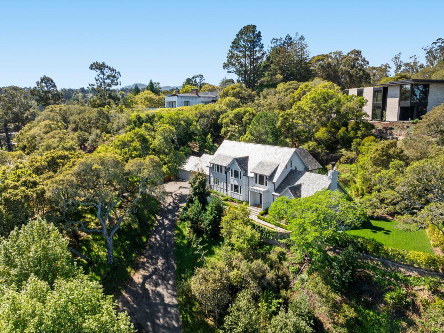 260 Robin Road