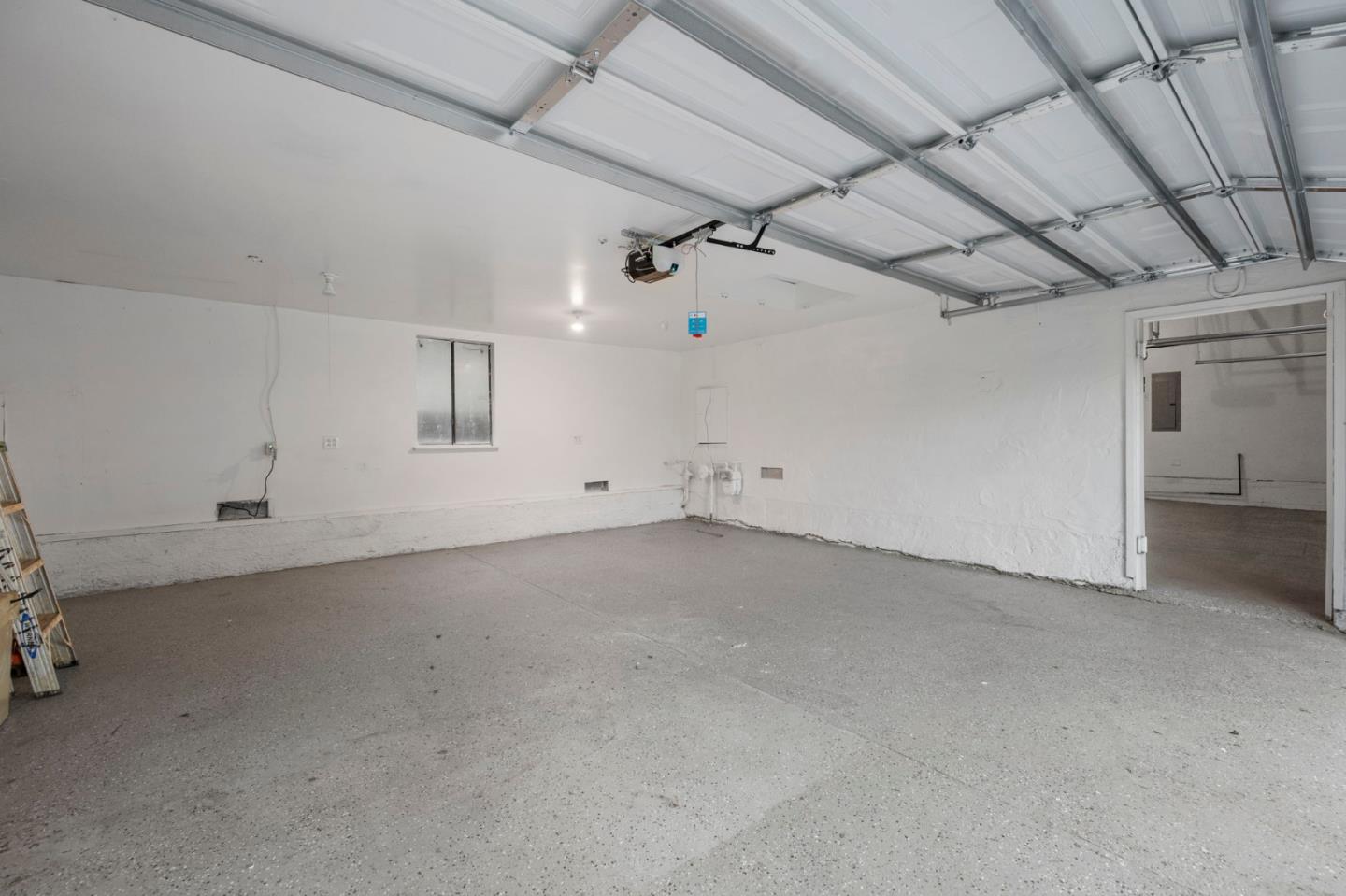 260 Robin Road
