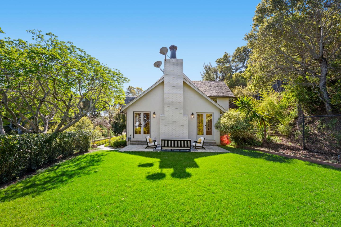 260 Robin Road