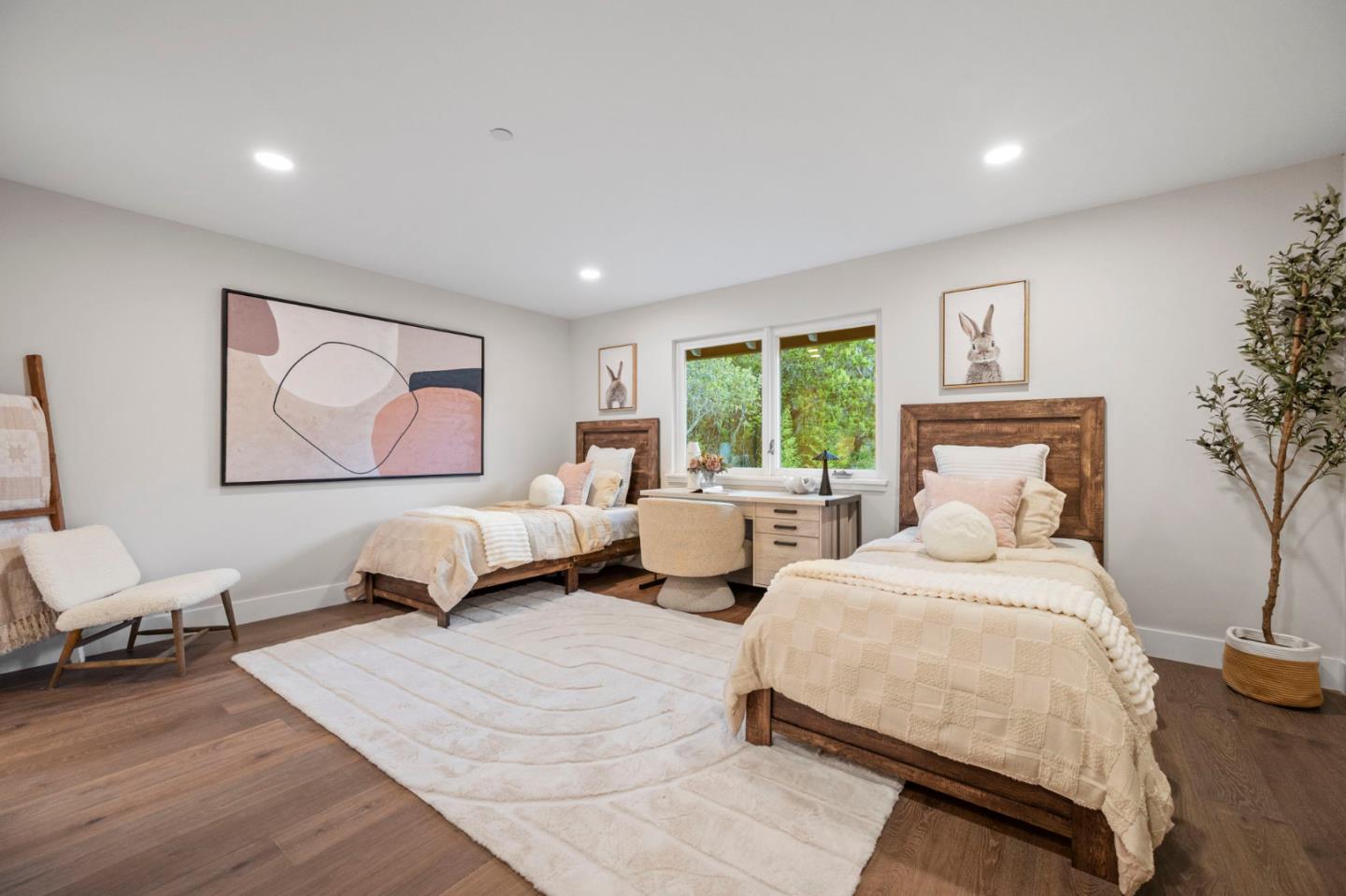 260 Robin Road