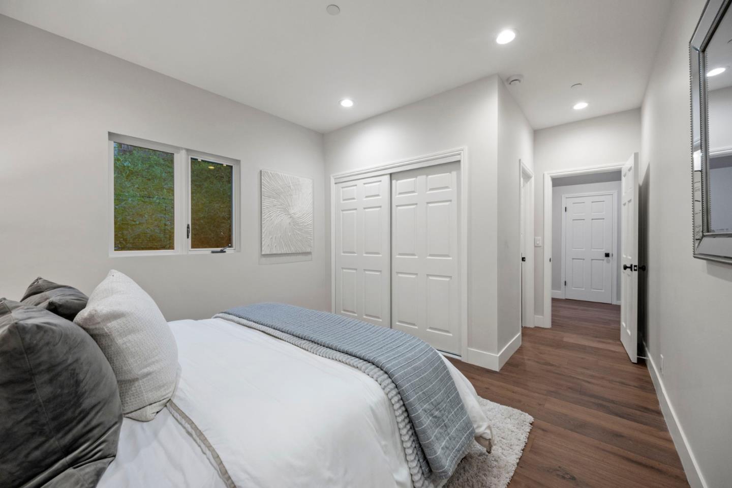 260 Robin Road