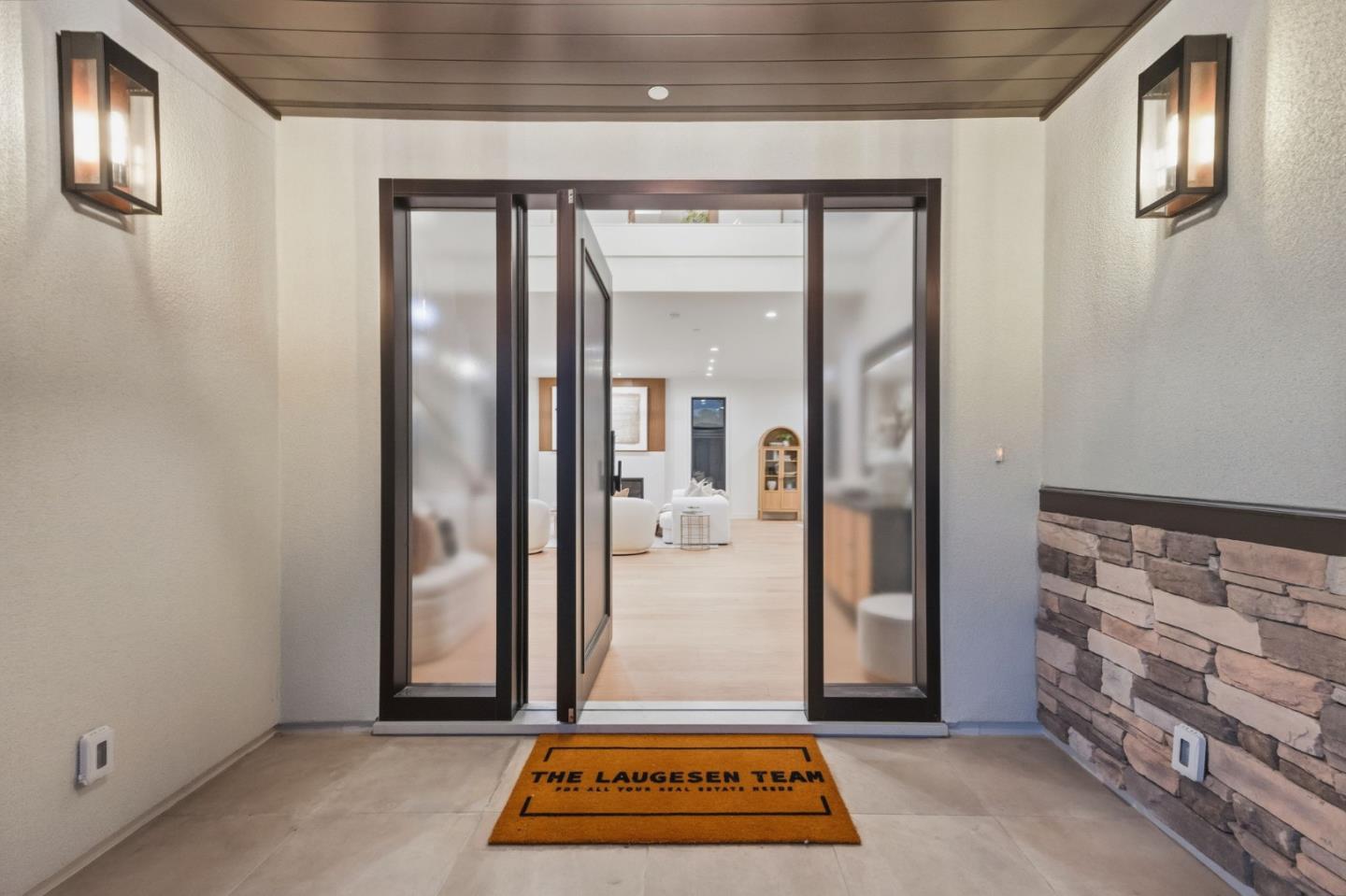 18 Bel Aire Lane