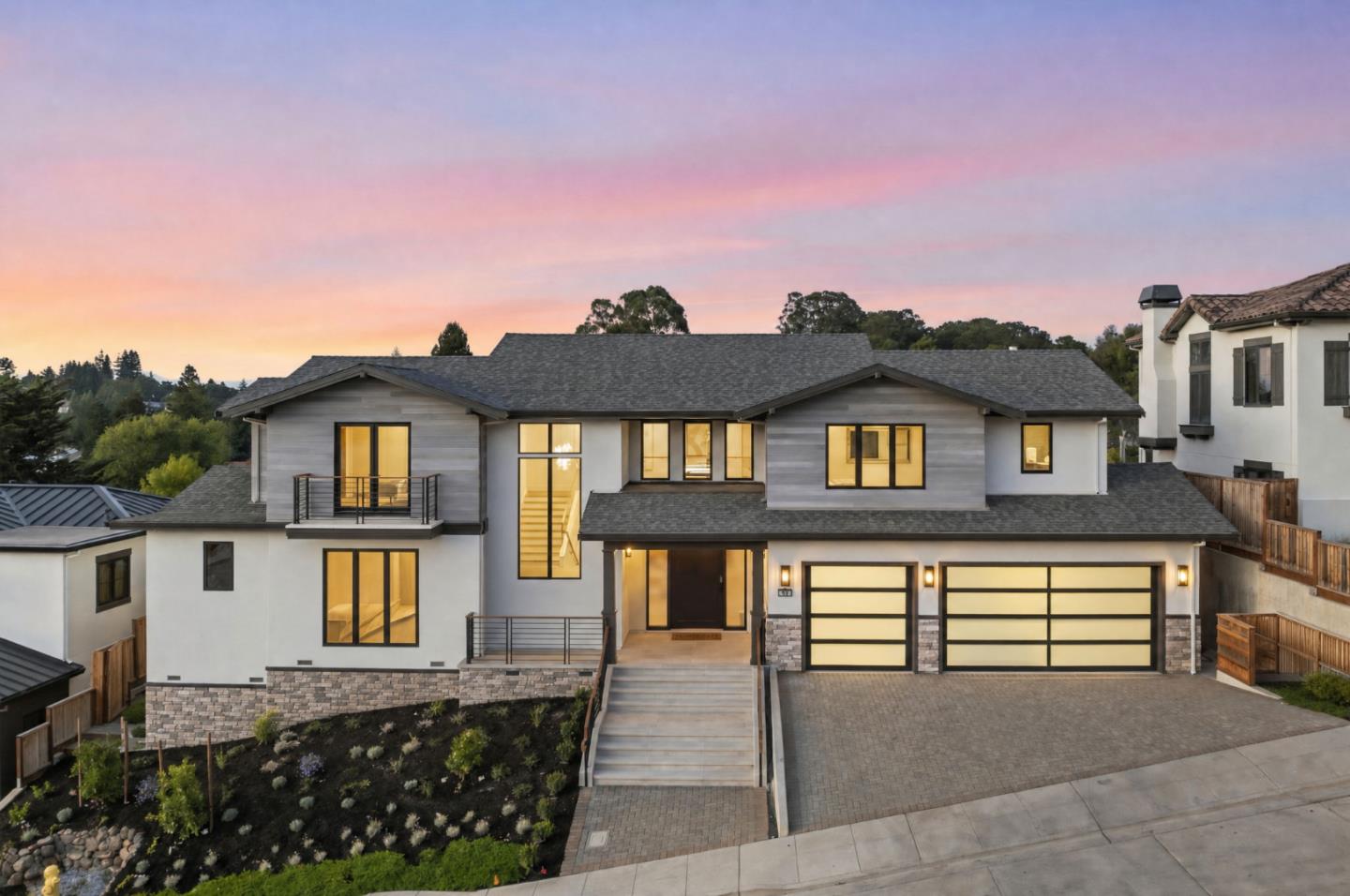 18 Bel Aire Lane