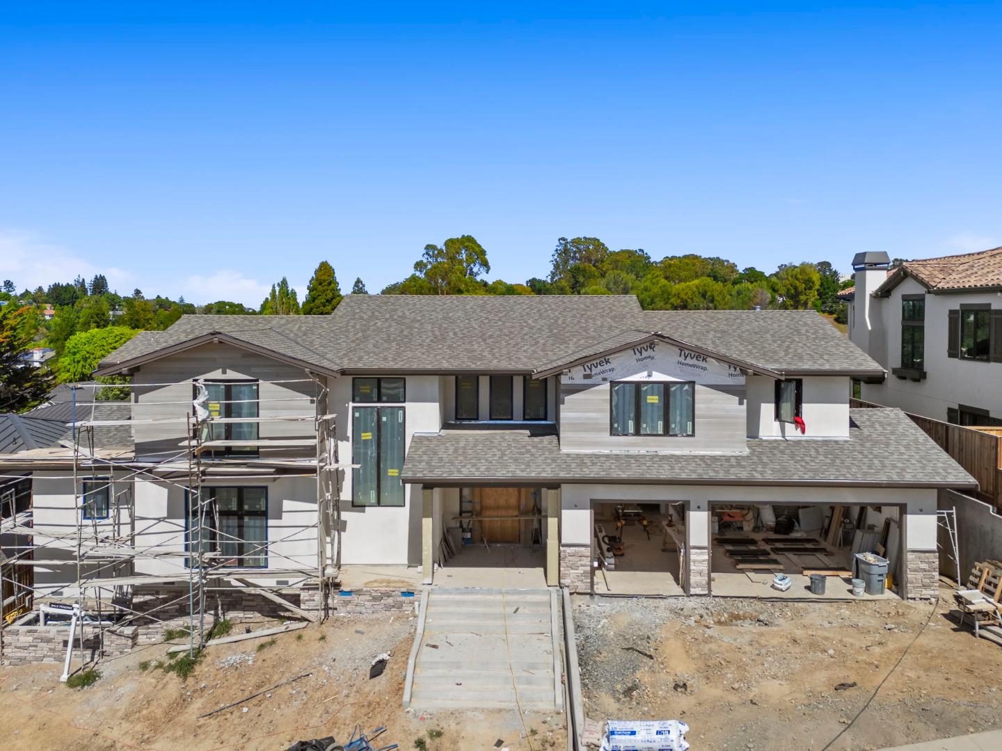 18 Bel Aire Lane