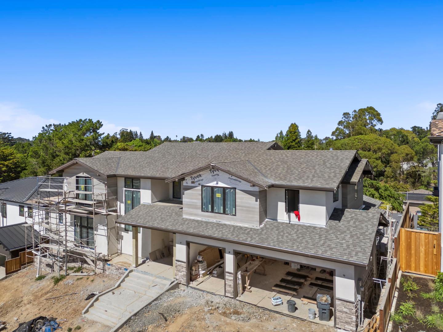 18 Bel Aire Lane