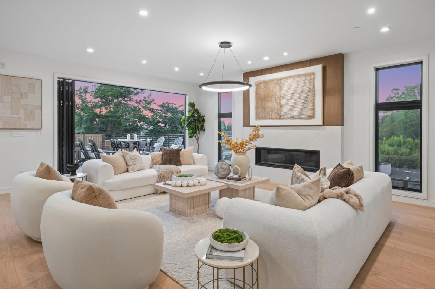 18 Bel Aire Lane