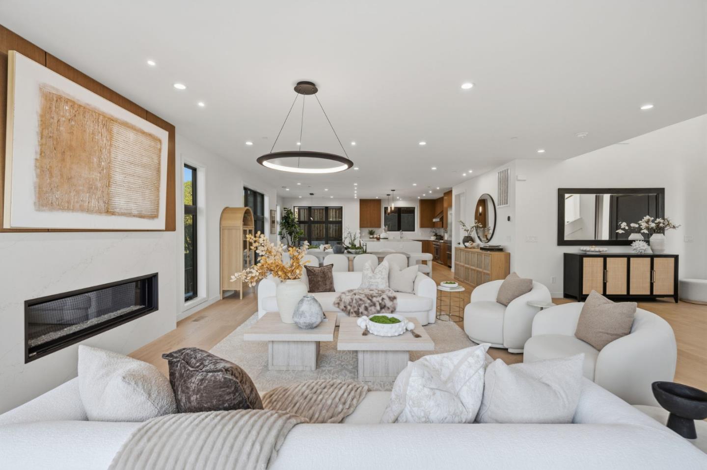 18 Bel Aire Lane