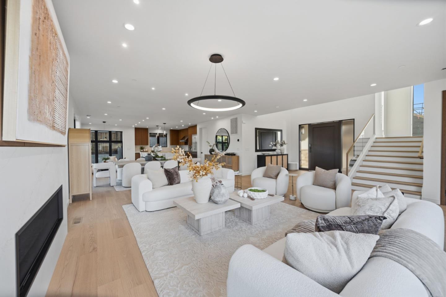 18 Bel Aire Lane