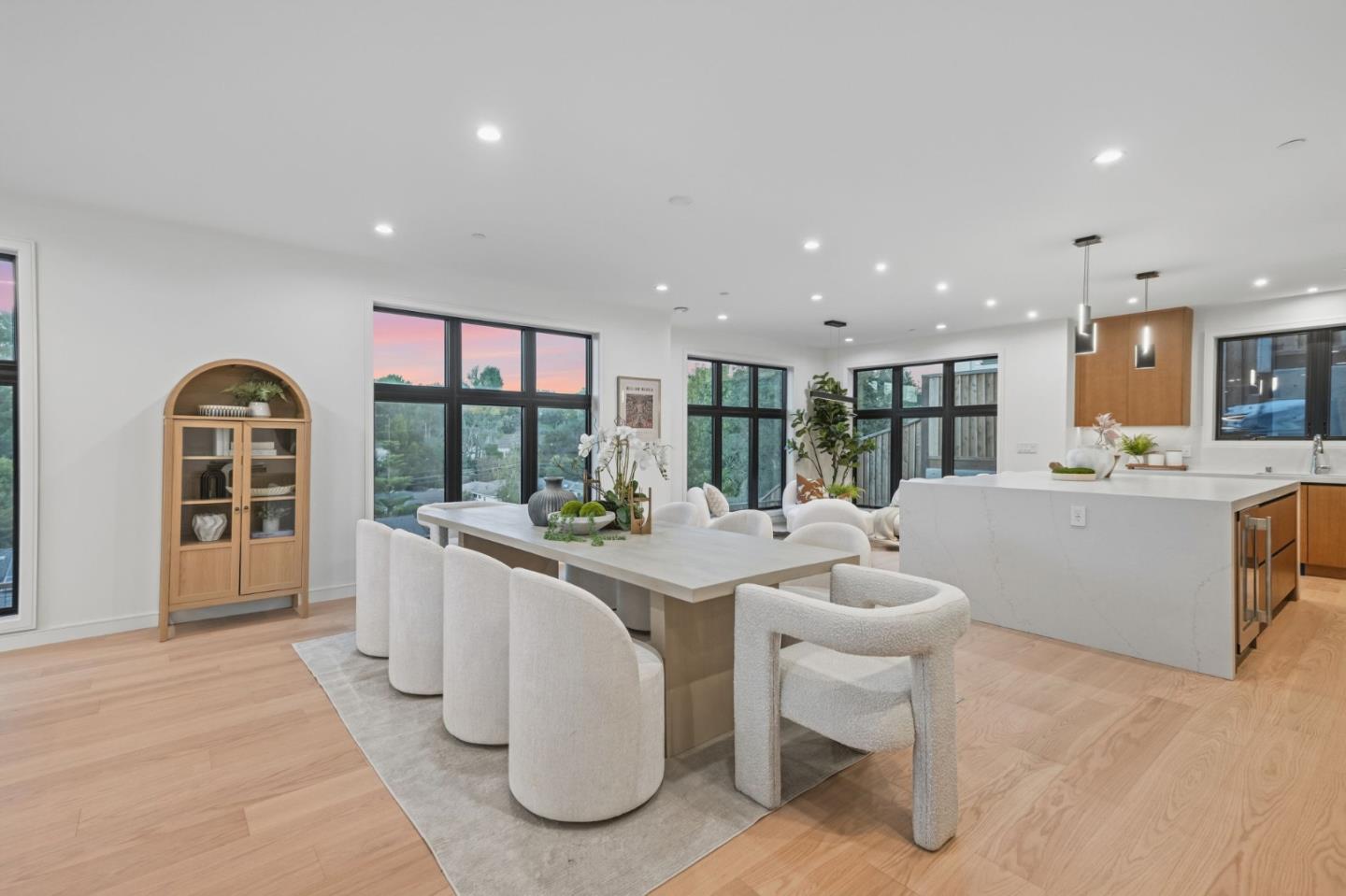 18 Bel Aire Lane