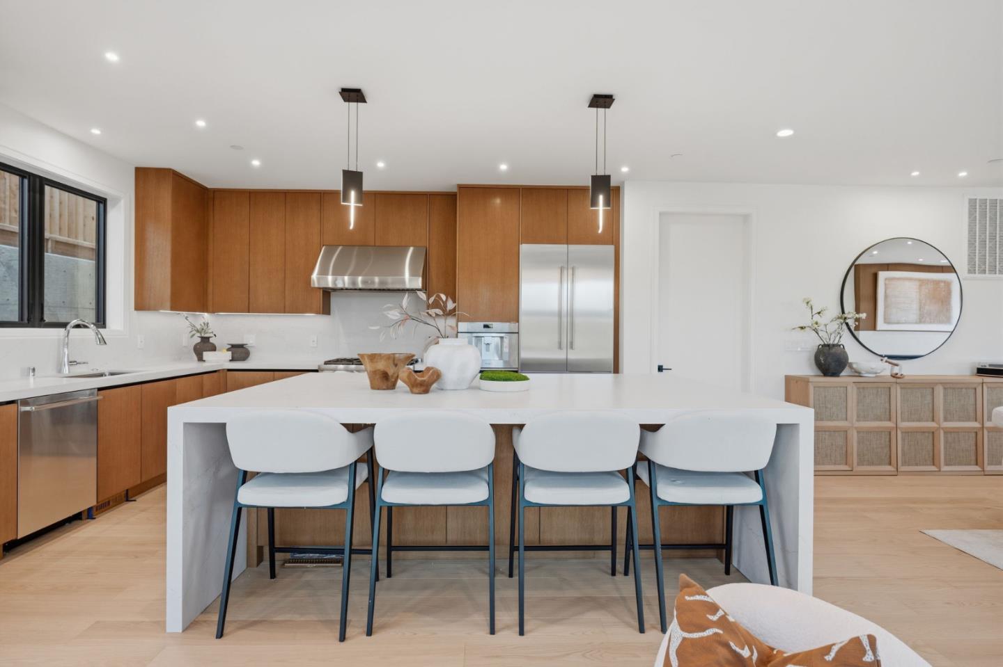 18 Bel Aire Lane
