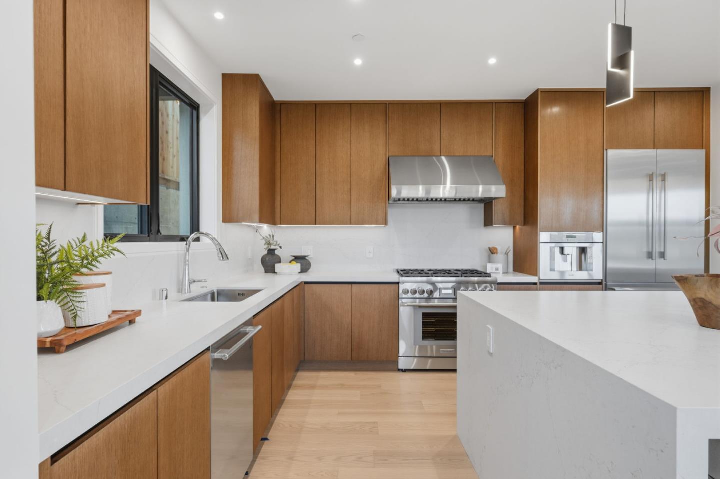 18 Bel Aire Lane