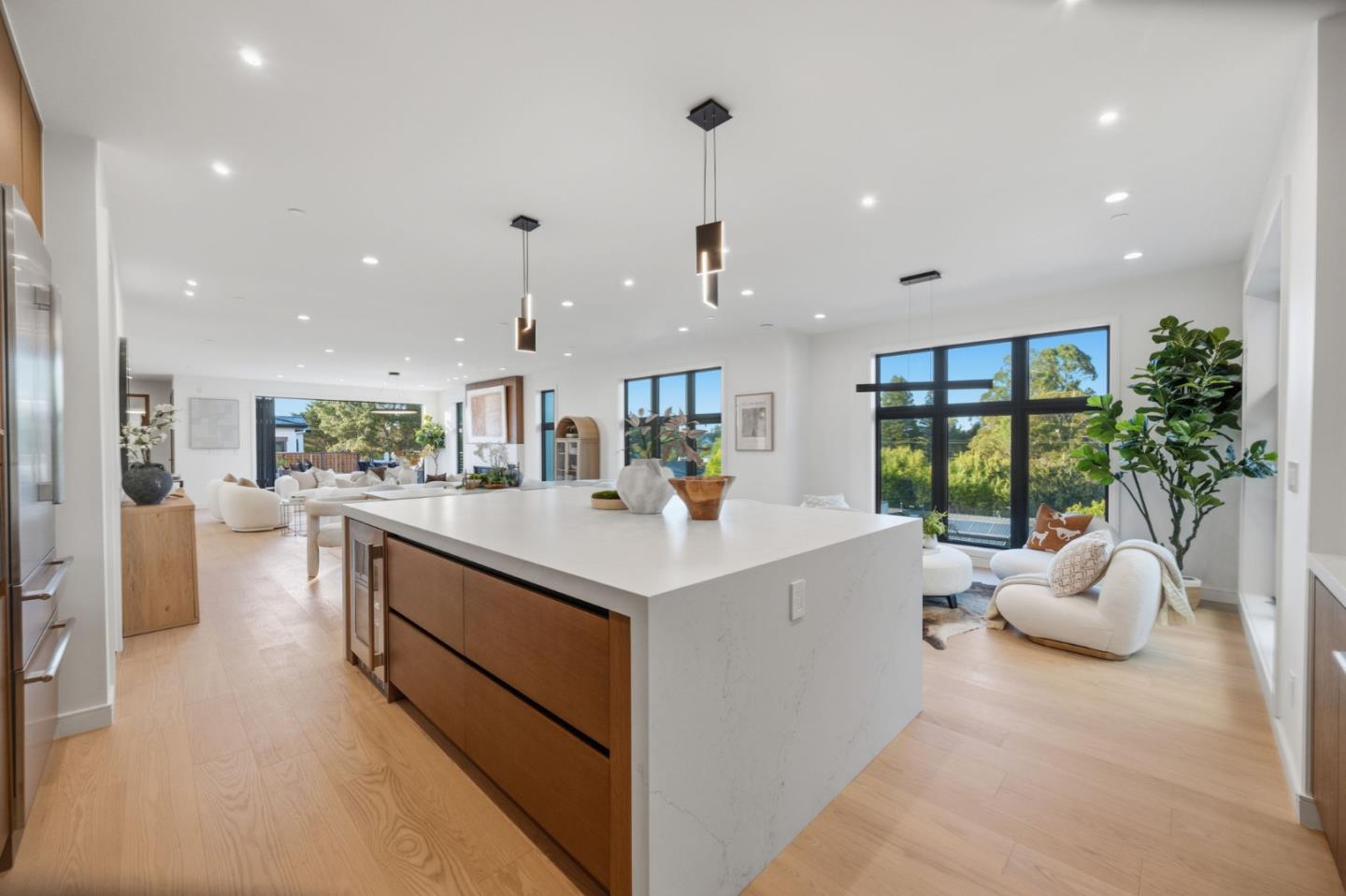 18 Bel Aire Lane