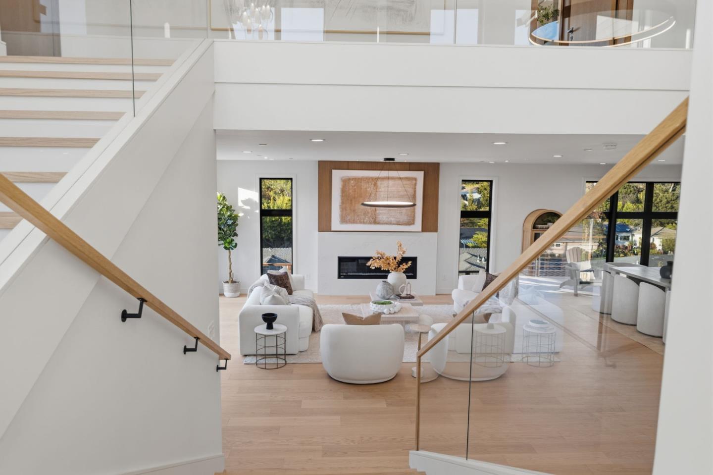 18 Bel Aire Lane