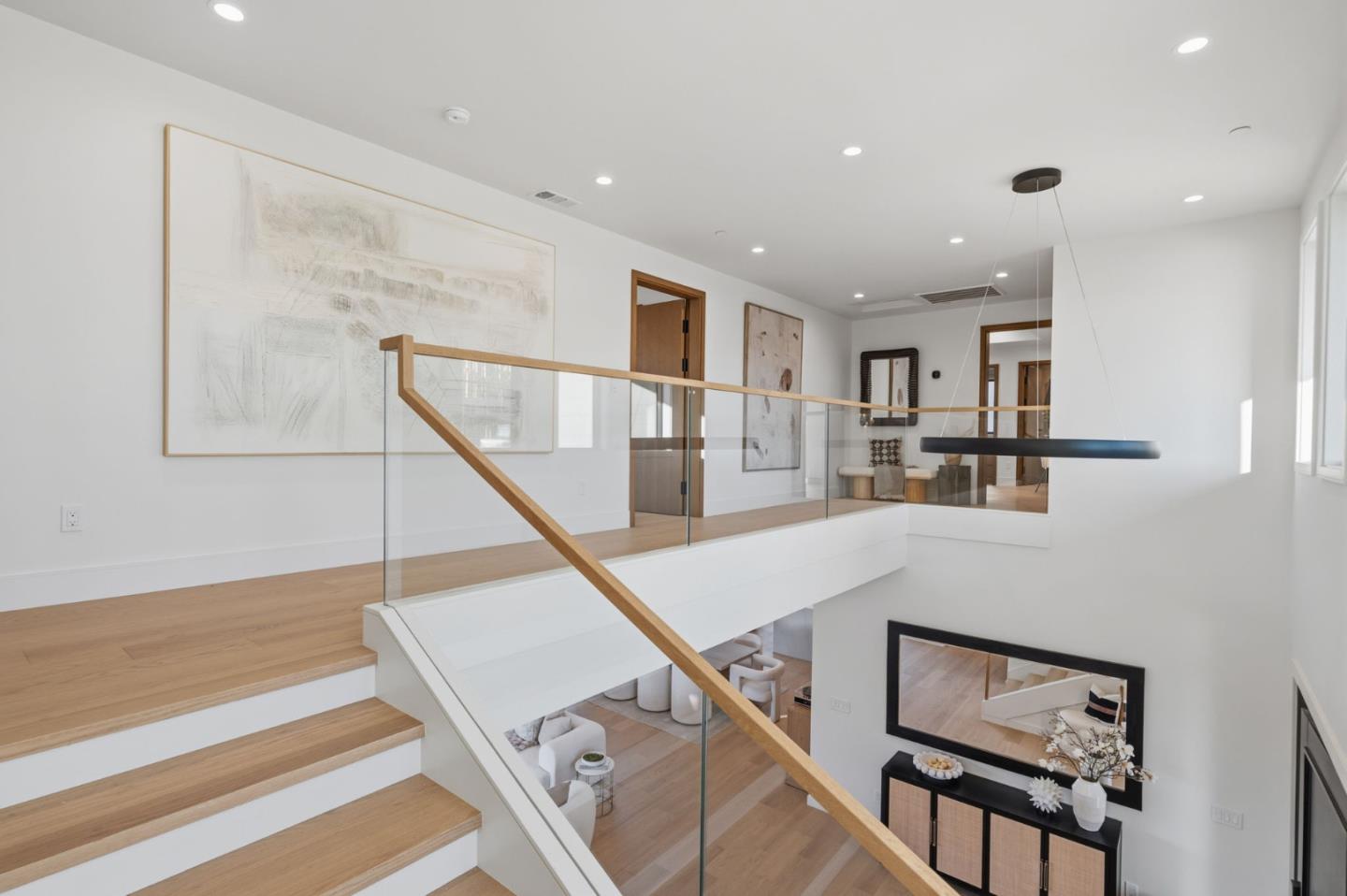 18 Bel Aire Lane