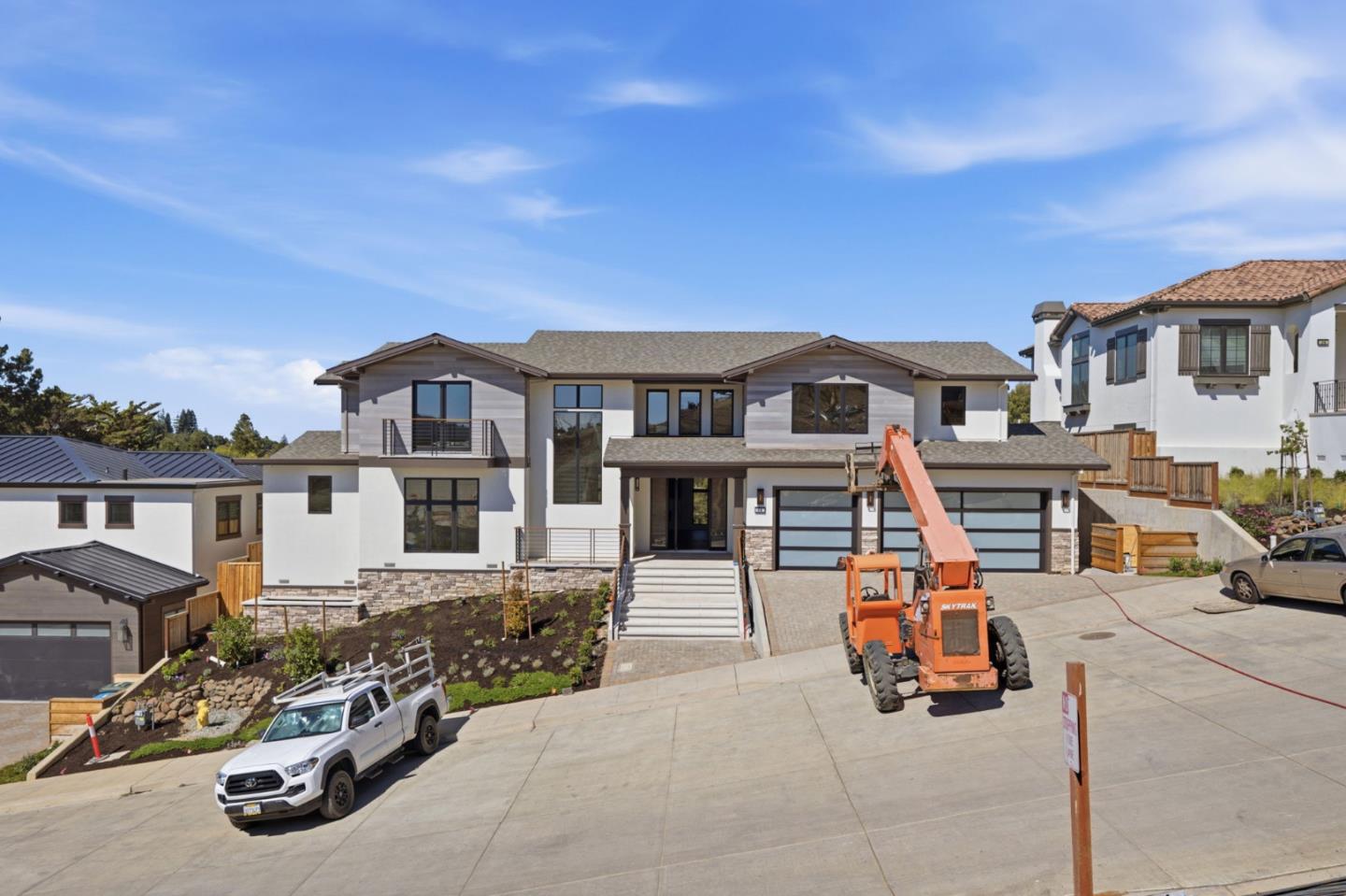 18 Bel Aire Lane