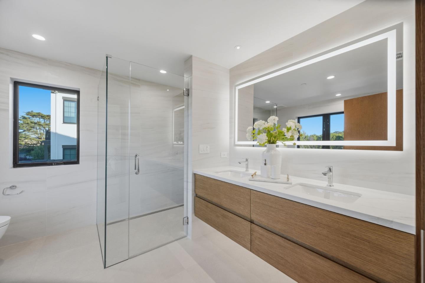 18 Bel Aire Lane