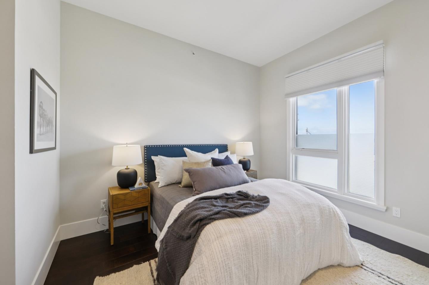 600 El Camino Real 211