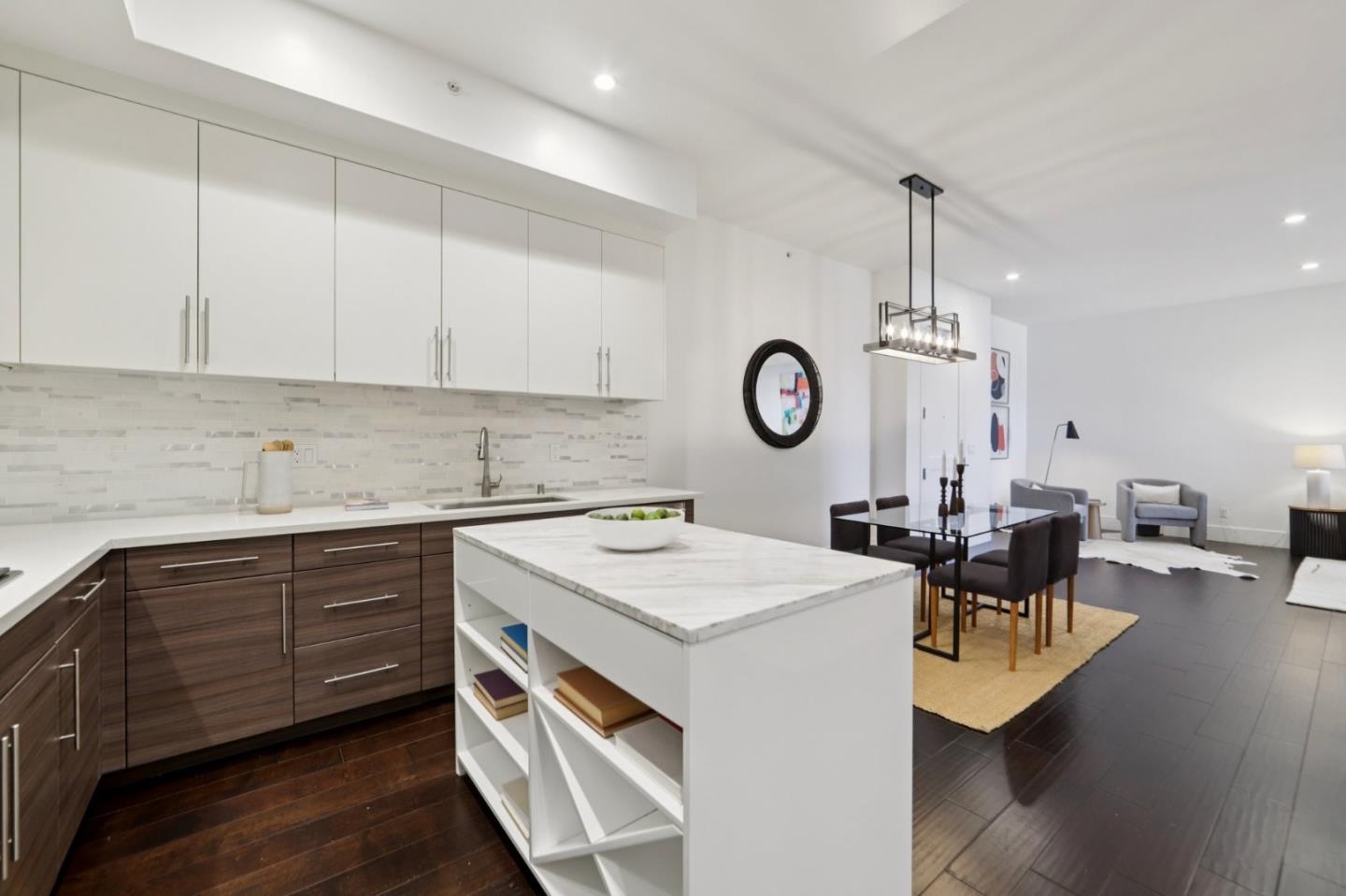 600 El Camino Real 211