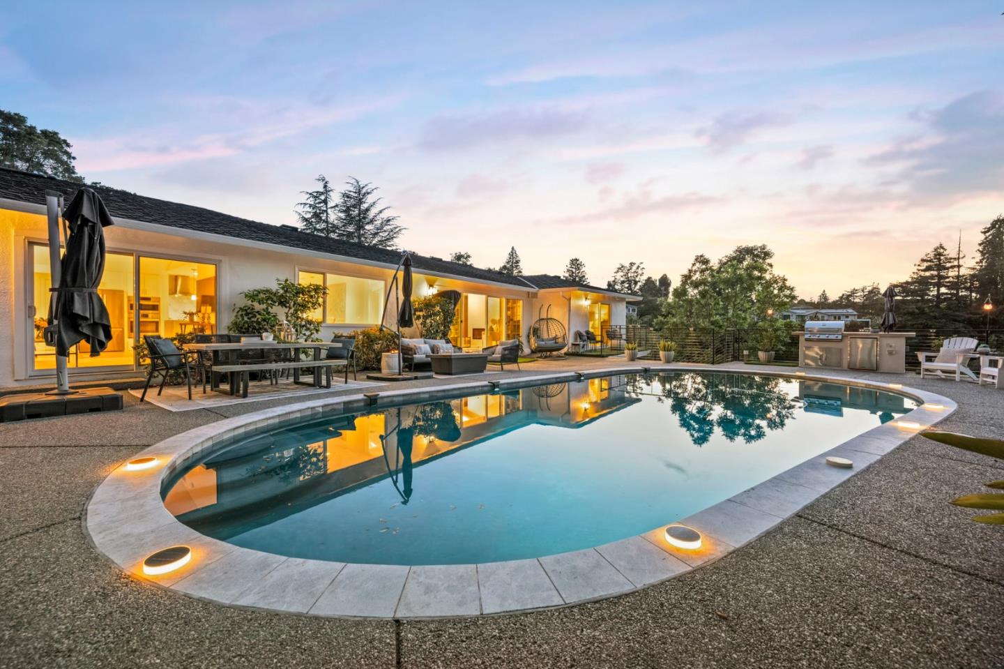 2620 Summit Drive