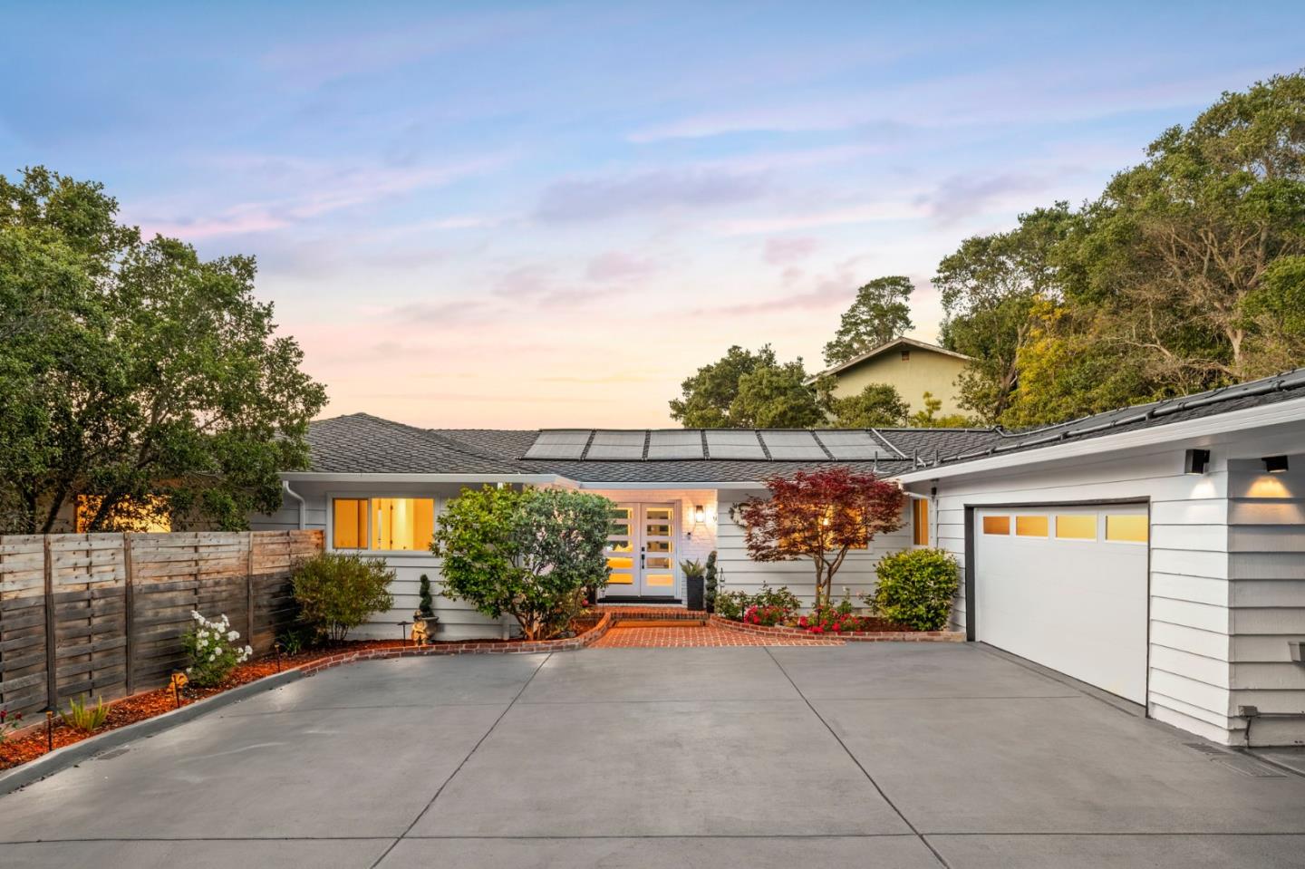 2620 Summit Drive