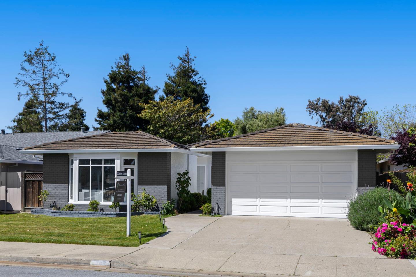 349 Bluefish Court