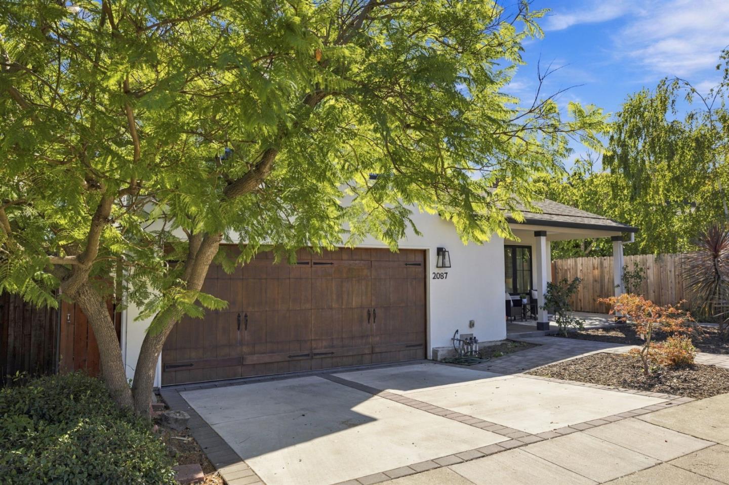 2087 Belle AVE