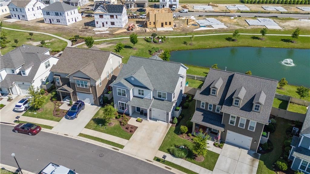 318 Middleton WAY