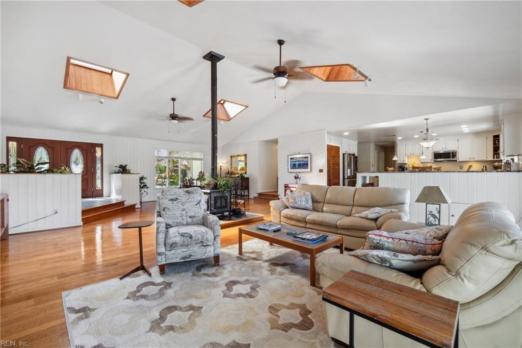 2412 Broad Bay RD