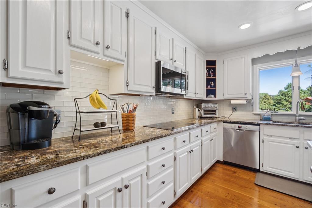 2412 Broad Bay RD