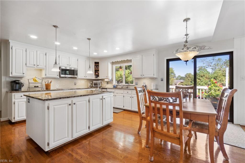 2412 Broad Bay RD